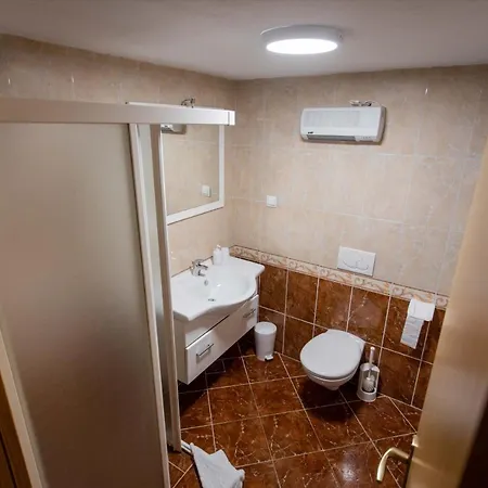 Five アパート ブレラ